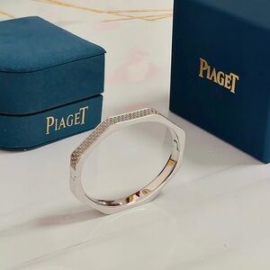 Piaget diamond bracelet